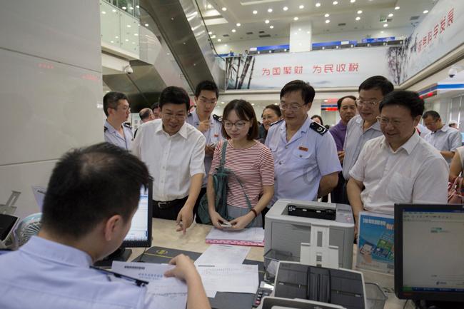Excel表格怎么下拉排序？Excel表格下拉排序有几种方法？游戏画面